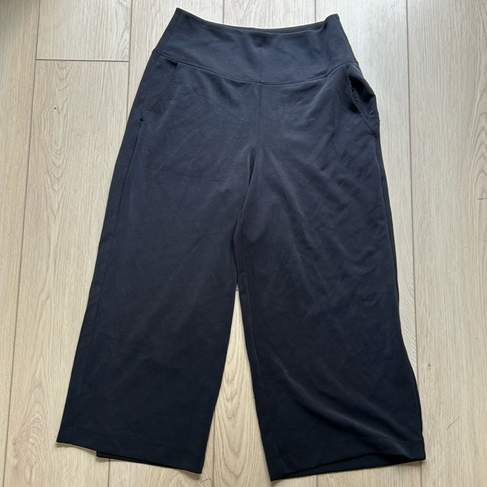 Athleta Seasoft Wide Crop Pants